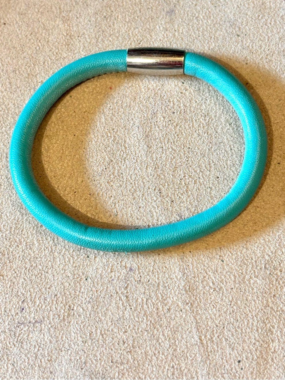 Brighton Single Woodstock leather bracelet in Jade Holds beads & charms Retired